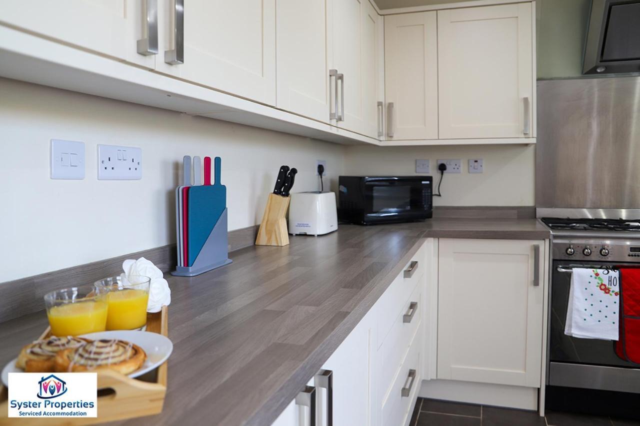 Syster Properties Serviced Accommodation Leicester 5 Bedroom House Glen View Dış mekan fotoğraf