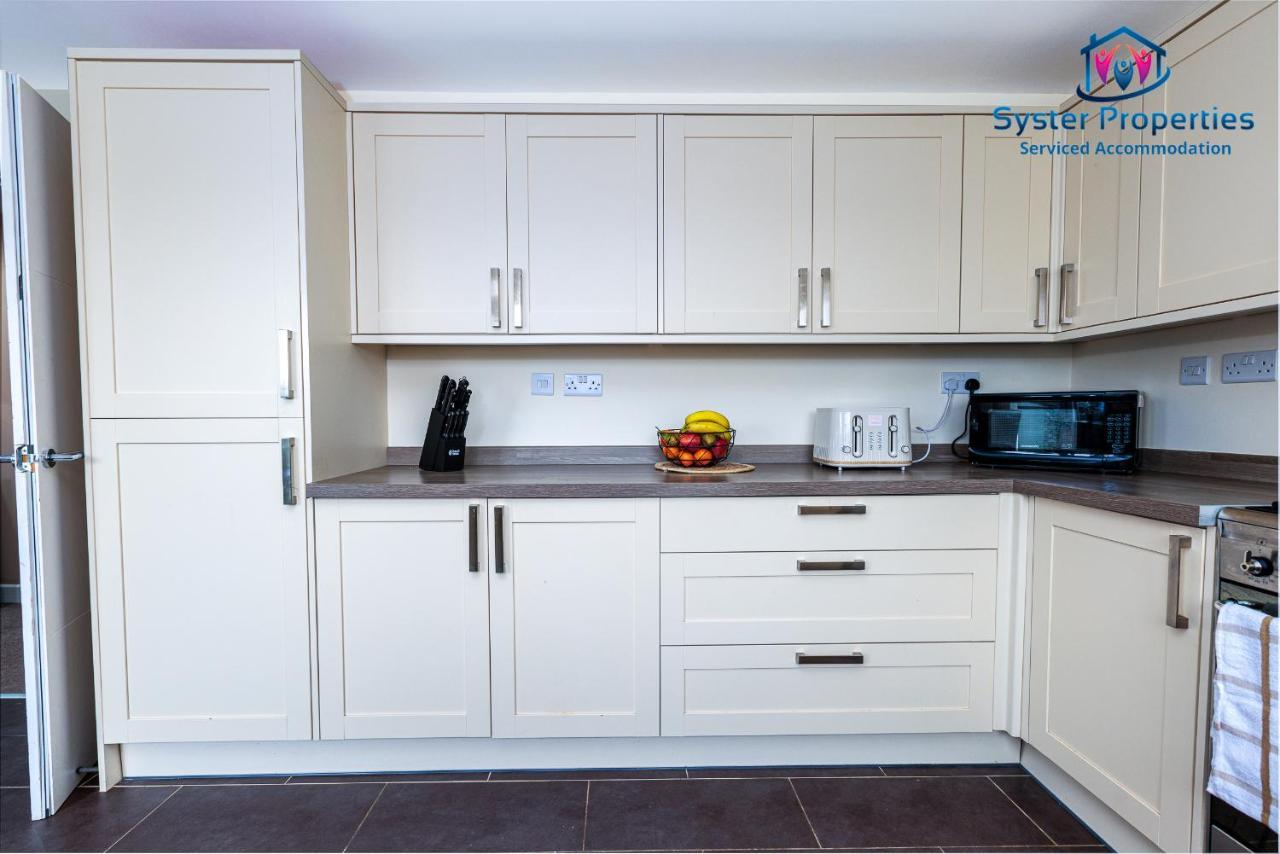 Syster Properties Serviced Accommodation Leicester 5 Bedroom House Glen View Dış mekan fotoğraf